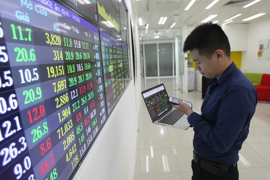 High-growth sectors identified for future stock market investment
